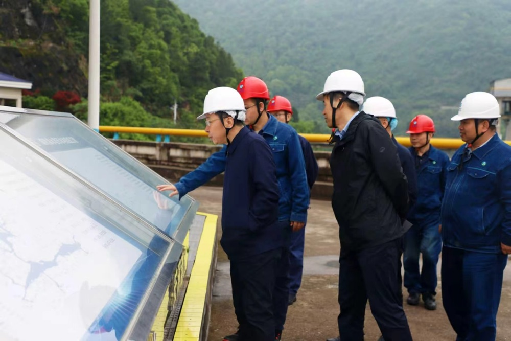 9c04aa88c1d74a1088b1be77ce1fbc7b